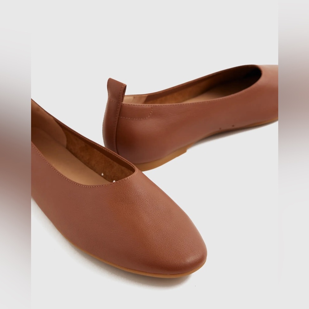 Quince Italian Leather Glove Ballet Flat Shoe, Cognac (Brown), 8 - Picture 13 of 13